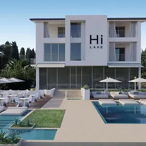 מלון Hi - Lakeview Pool, סירמיונה